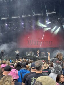 The Warning Rock im Park