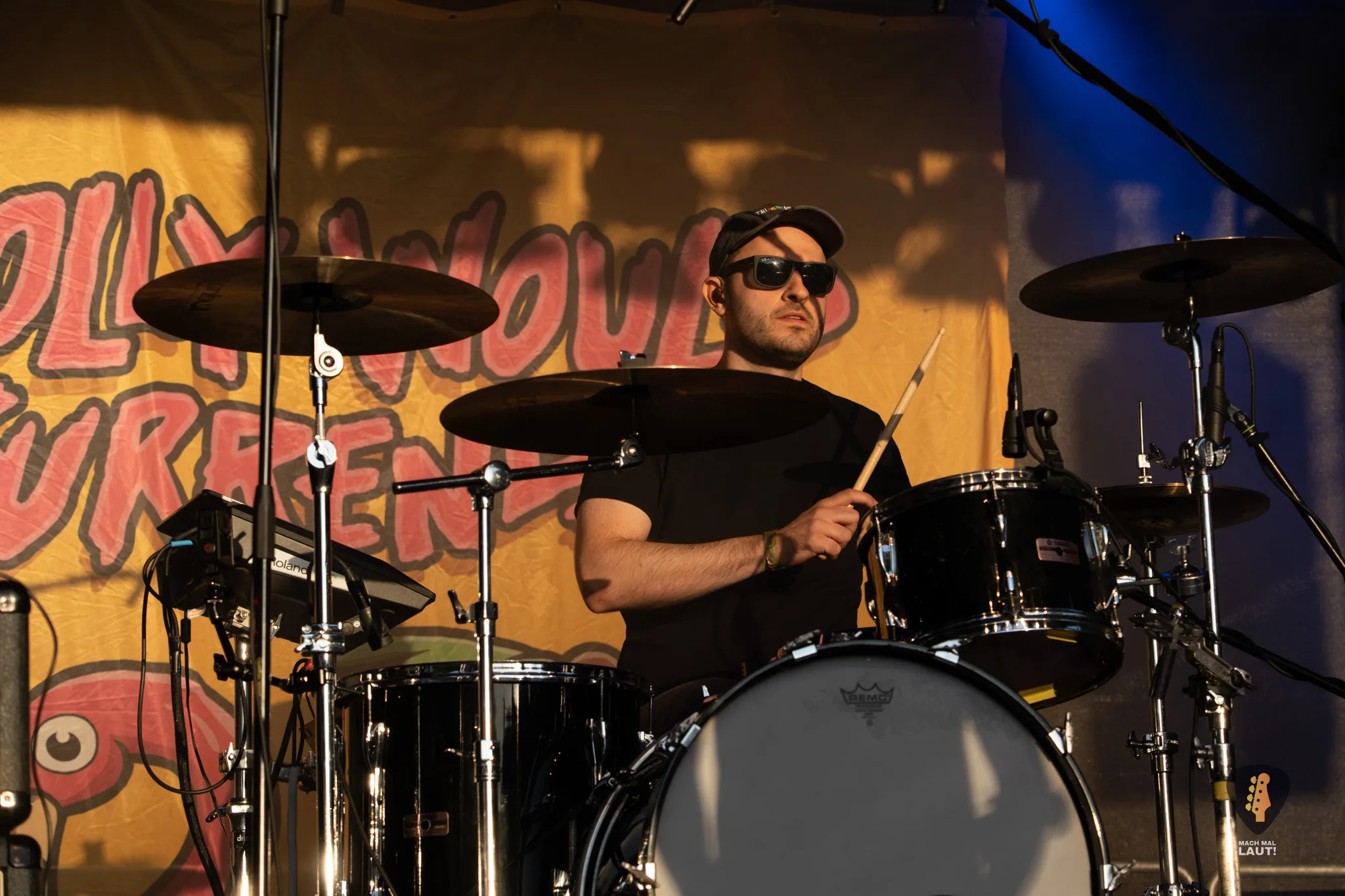 Badetag 2025 Holly Would Surrender